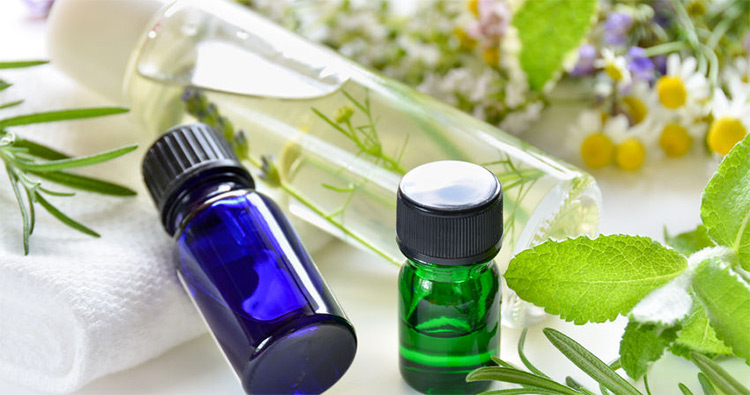 Aromatherapy and Essential Oils for Women | AromaWeb